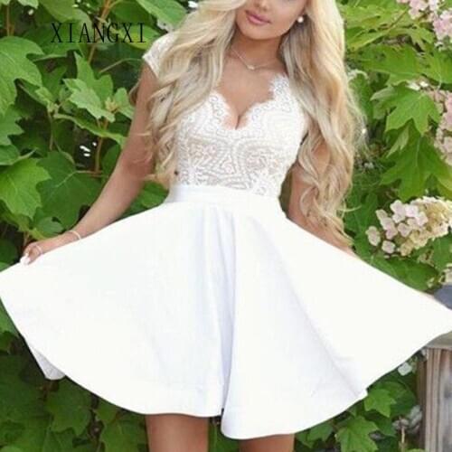 White Homecoming Dress Satin A-Line Scalloped Neck Cap Sleeves Above Knee Party Gowns Homecoming Dresses
