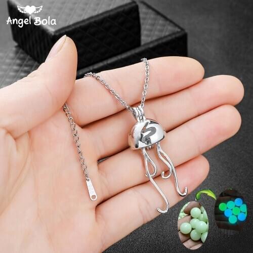 Jellyfish Pendant Hollow Luminous Stone Necklace Mothers Day Gift Moon Glowing Necklace Gem Charm Stainless Steel Jewelry Women