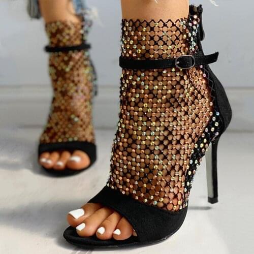 Plegie Women's Shoes With A Strap