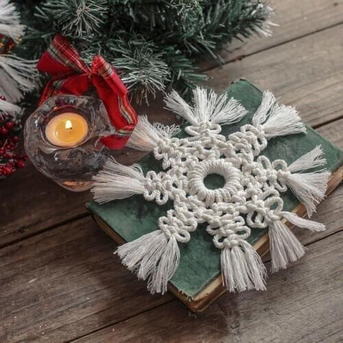 Christmas Hand-woven Cotton Rope Snowflake Dining Table Coaster Kitchen Non-slip Insulation Pad
