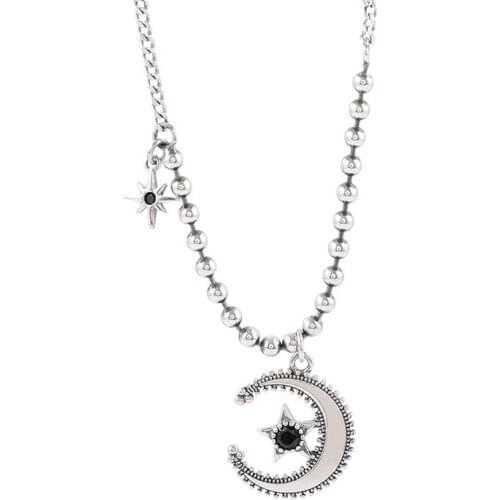 Luxury Star Moon Necklace womens hip hop minority design sense sweater chain short, versatile and sim