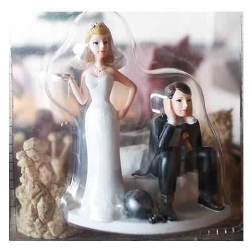 Resin figure cake topper marriage