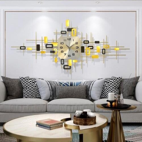 Modern Minimalist Home Decoration Wall Clock Living Room Light Luxury Iron Mute Clock Creative Home Decoration Wall Hanging