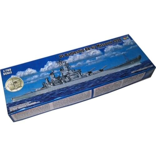 1/700 American BB-63-Style Miniature Battleship 1991 Plastic Assembled Model
