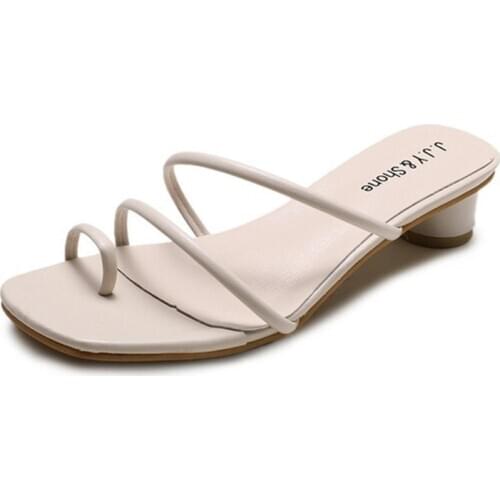 New sandals and slippers women fashion shoes women Korean wild womens shoes transparent with word drag Pinch Flip-flops