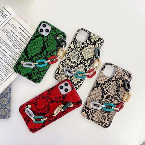 Luxury Brand Snake Pattern Case For Iphone 12 Mini 11 Pro Max X Xs XR 7 8 6 6S Plus SE 2020 Phone Cover Wrist Chain
