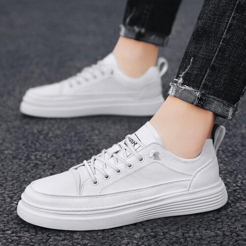 Men Shoes High Quality Leather Graffiti Fashion Sneakers Men white Casual Shoes Footwear Flat Male Walking Designer men Shoes