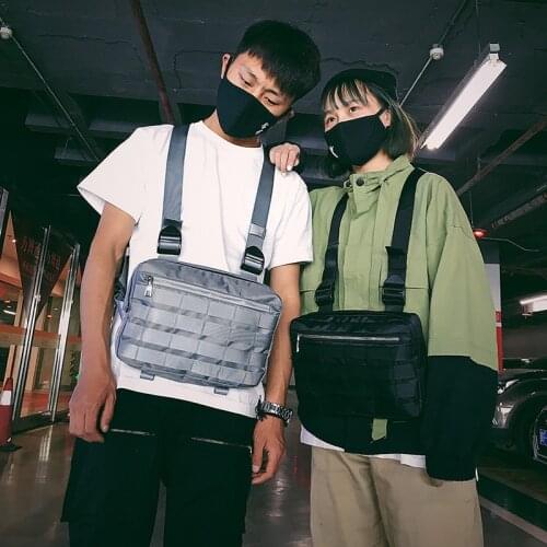 Hip Hop Chest Rig Bag Black Punk Streetwear Chest Bag Functional Tactical Military Vest Cross Shoulder Bag Kanye West Waist Pack