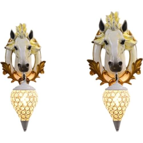 Retro Luxury Resin Wall Lamp Modern Creative Horse Head Wall Light Vintage Home Decor Bedroom Corridor Aisle Wall Sconce Fixture