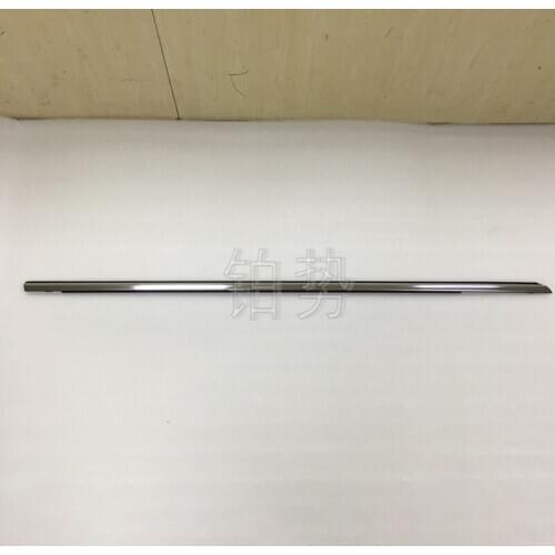 Car Front door outer bead assembly 2008-Nis sanT eana 2.0L XL Front door glass outer bead door outer bead lower window trim