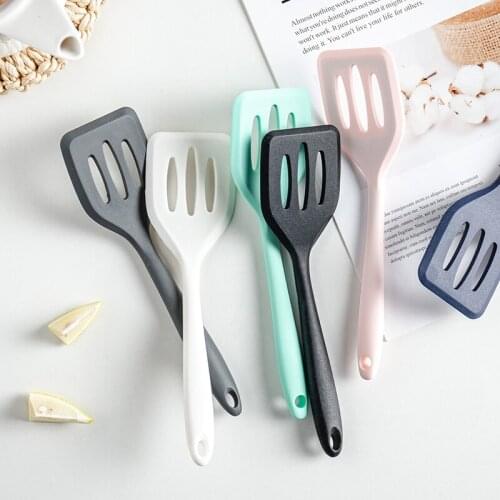 Silicone Turners Gadgets Kitchen Tools Egg Fish Frying Pan Scoop Fried Shovel Spatula Cooking Accessories Utensils