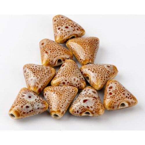 16# 20pcs Triangle Shape Quality Ceramic beads flower not silicone China Ceramics beads #A428C