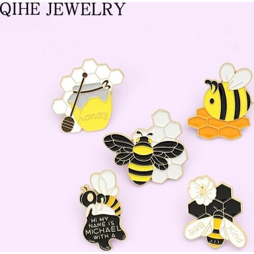 Bee Gather Honey Brooch Custom Yellow Bumblebee Insect Enamel Pin Badge Lapel Pins for Backpack Jewelry Gift Friends Wholesale