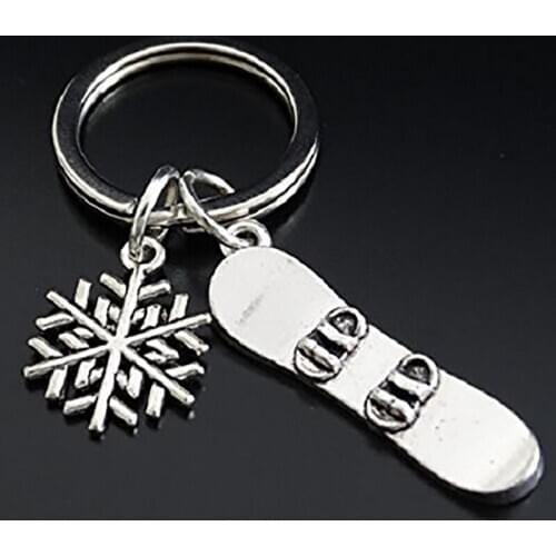 Snowboard Keychain Ring Personalized Sports-Inspired Necklace Souvenir for Grand Sports Events
