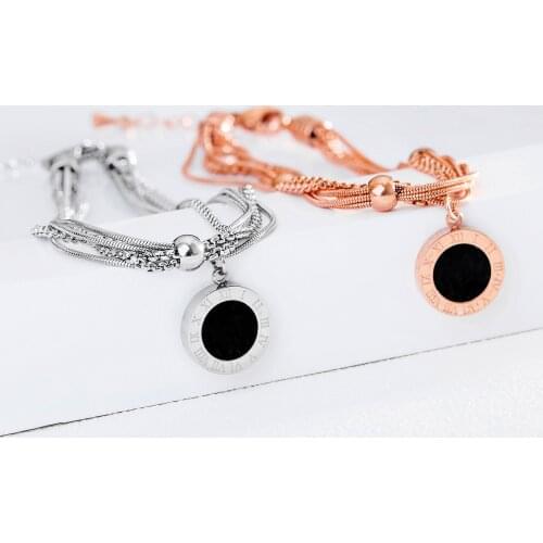 Double Side Black and White Color Roman Numerial Link Chain Bracelet For Women Jewelry Hollow Circle Shell Charm Bracelet