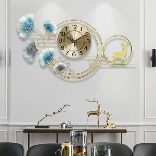 Creative Nordic Wrought Iron Wall Clock for Porch Living Room Decoration Metal Petals with Deer Modern Design Mute Wall Clock