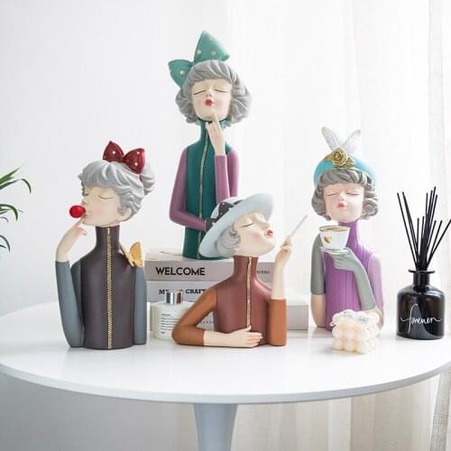 Nordic Style Home Bubble Girl Resin Decorative Ornaments Living Room Wedding Decoration Statues Desk Accessories Modern Angel