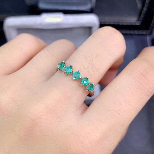 Natural emerald ring 925 silver ladies ring luxurious atmosphere dignified and elegant