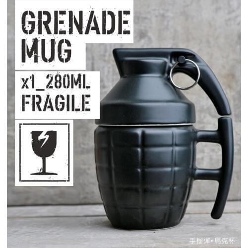 Official 2016hot sale Free Shipping Pineapple Hand Grenade Designed Ceramic Mug Cup Novelty Grenade Tea Cup for birthday gift
