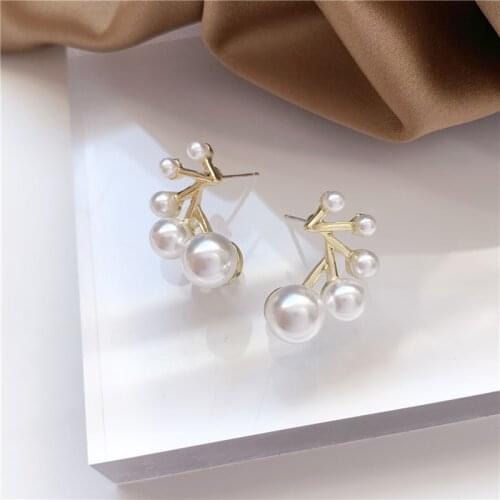2020 New Fashion Women Earring fishtail round Shape imitation pearl geometry Earrings For Women cute jewelry gift to girlfriend