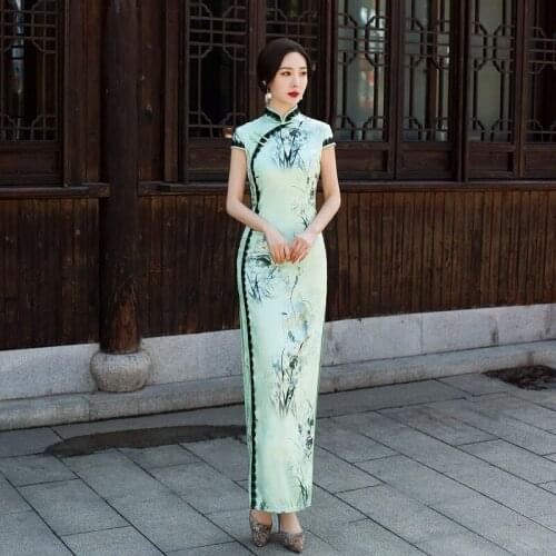 Chinese Traditional Dress Cheongsam Qipao Women Girls Evening Wedding Fashion Vintage Retro Lotus Print Satin Short Qipao Party
