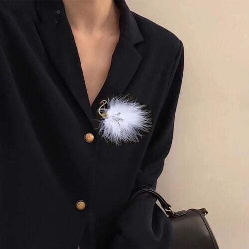 Swan Feather Brooch Pin Women Luxury Brooches And Pins Jewelry Scarf Clip Bird Rhinestone Banquet Brooch Accessories