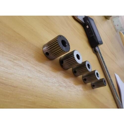 0.5Modulus 40CR Quenching Heat Treatment 20 Teeth 24T 25T 28T 30T Gear With Hard Hole Inner Diameter 4/5/6mm