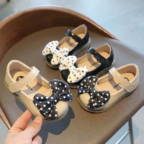 2021 Spring Girls Mary Janes Shoes Dot Bowtie Princess Shoes Platform Leather Shoes For Kids Baby Child Dress Shoe Autumn