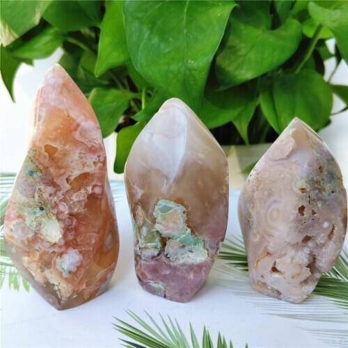 High Quality Natural Rose Sakura Agate Crystal Stone Flame Cherry Blossom Agate Torch Palm Stone For Healing Decoration