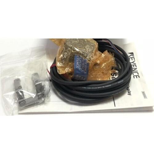 Original brand new KEYENCE pressure sensor AP-33