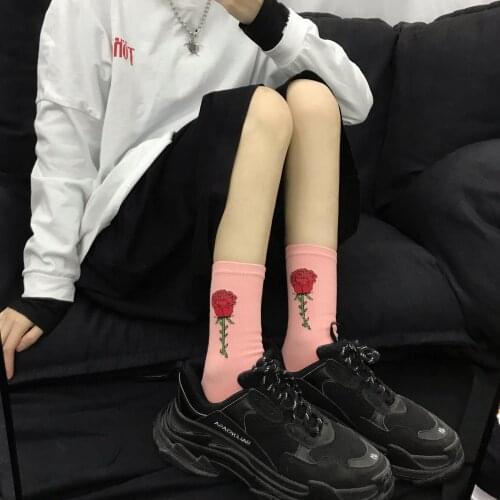Street Fashion Cotton Adult Middle Calf Crew Socks 2021 Retro Art Rose Casual Warm Women Streetwear Cute Funny Short Happy Ankle