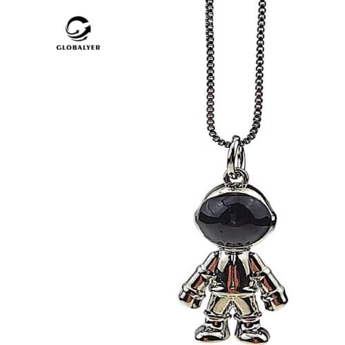 Necklace hip hop necklace Male Stainless steel neck Jewelry Autumn and winter new personality metal spaceman 483