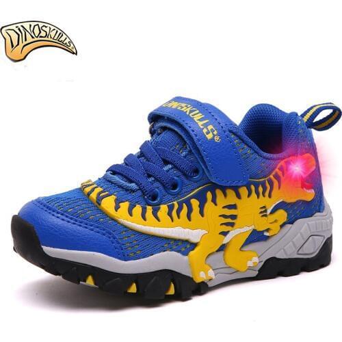 Dinoskulls Childrens Glowing Sneakers Boy Led Light Up Shoes Sneakers Kids Sport Running Breathable Shoes zapatillas con luces