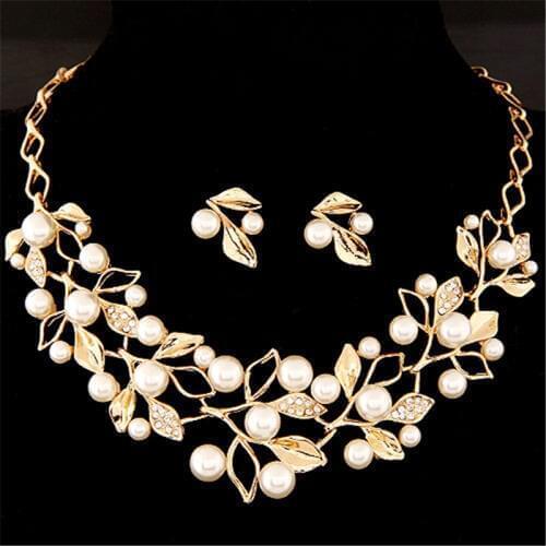 2019 New Bohemian Women Fashion Pearl Necklaces & Earrings Jewelry Sets For Women Wedding Pendant Chains Necklaces Jewelry Sets