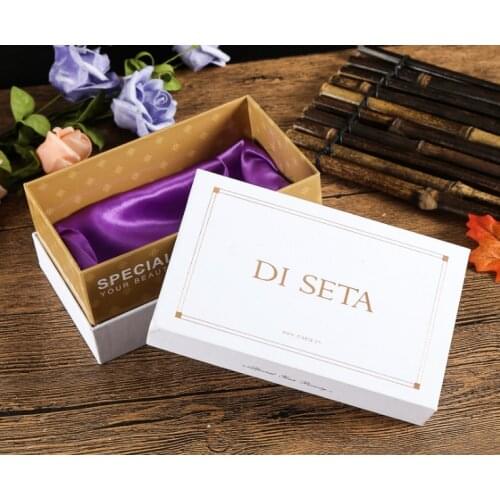 High quality premium packaging magnetic closure jewelry box with lining,Cardboard packaging box with satin inside ---XP0672