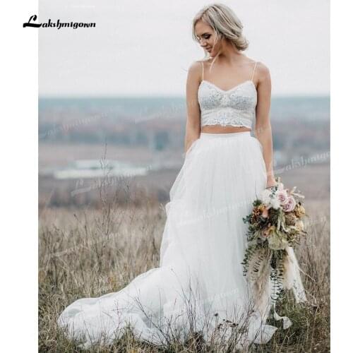 Two Piece Tulle A-Line Boho Wedding Dresses V-Neck Spaghetti Straps Lace-Up Sleeveless Sweep Train Bride Gowns Appliques Pleats