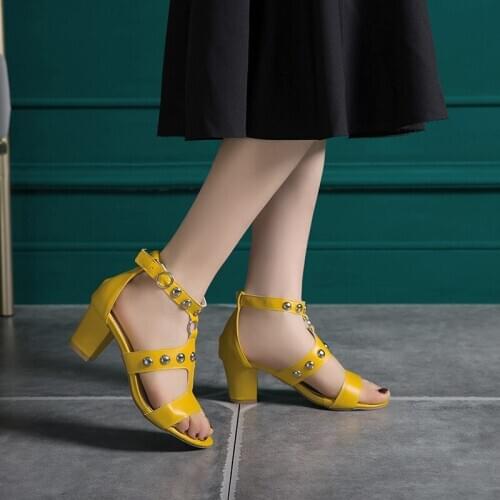 YQBTDL Fashion Yellow Black Block High Heels Studded Sandals Female Party Shoes Summer 2020 New T Strap Gladiator Sandals Women