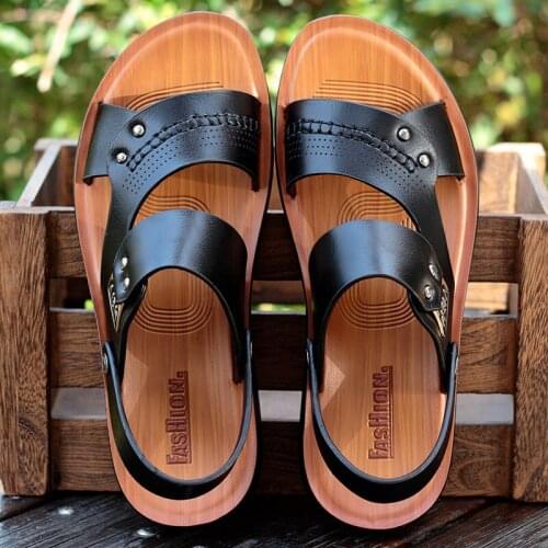 New Mens Sandals Split Leather Men Beach Sandals Men Casual Shoes Flip Flops Slip on Fashion Platform Sandals