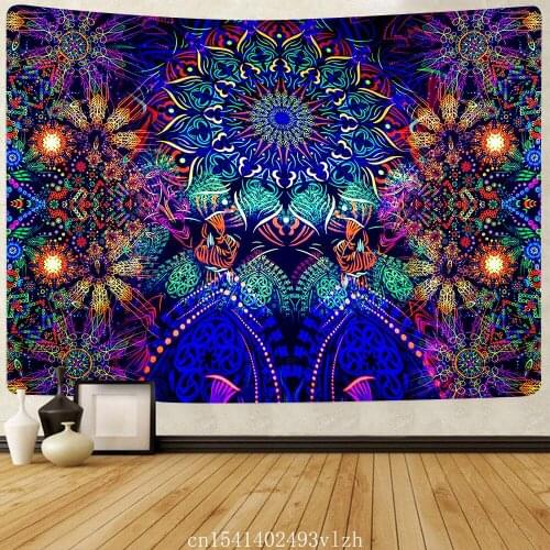 Simsant Trippy Sea Tapestry Hippie Fish and Jellyfish Summer Art Wall Hanging Tapestries for Living Room Home Decor Banner