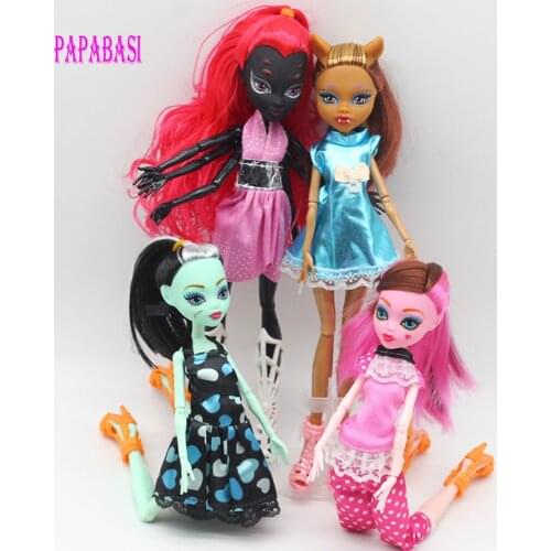 1 High Quality Fasion Monster Dolls Draculaura/Clawdeen Wolf/ Frankie Stein / Black WYDOWNA Spider Moveable Body Girls Toys Gift