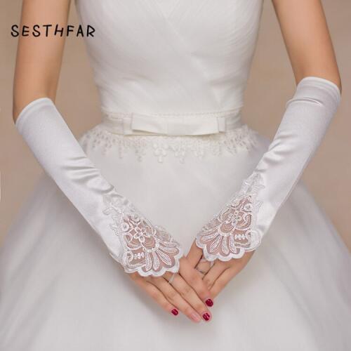 2019 Newest Elbow Length Wedding Gloves White Fingerless Lace Applique Wedding Dress Accessories Bridal Gloves