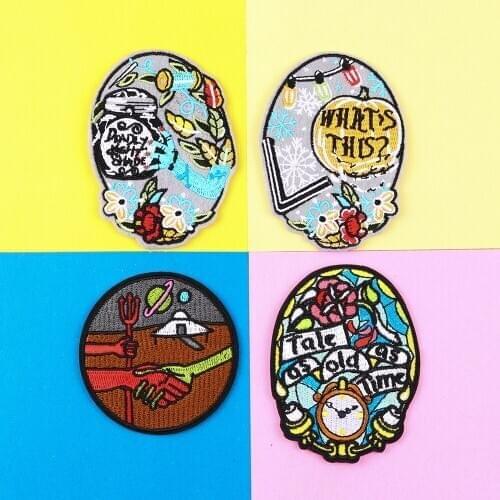 Fine Alien demon friendly handshake Patches Iron On circular Badge Personality For Backpack Hat Clothes Jacket Decor