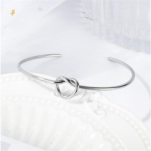 Fashion Open Buckle Flat Gloss Womens Heart Knot Cuff Bracelet Bangle High Quality Titanium Steel Bracelets Temperament Jewelry