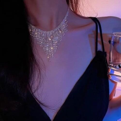 2021newhigh-end luxury rhinestone tassel necklace for womens weddingparty jewelry gift with sparkling geometriccrystal necklace