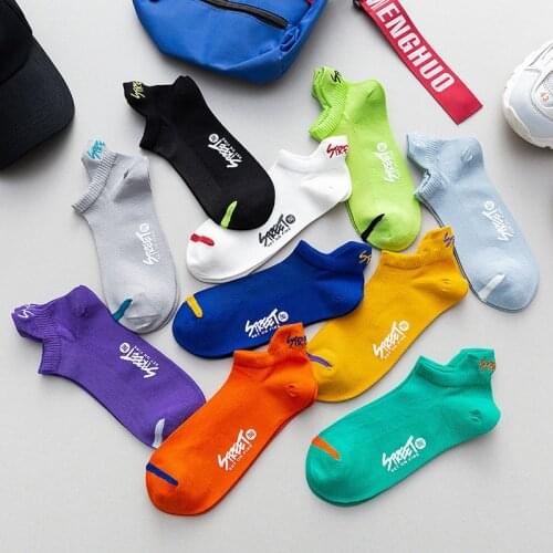 New Mens Socks Fashion Trend Original Breathable Deodorant Sports And Leisure All-match Cotton Boat Socks Shallow Mouth Socks