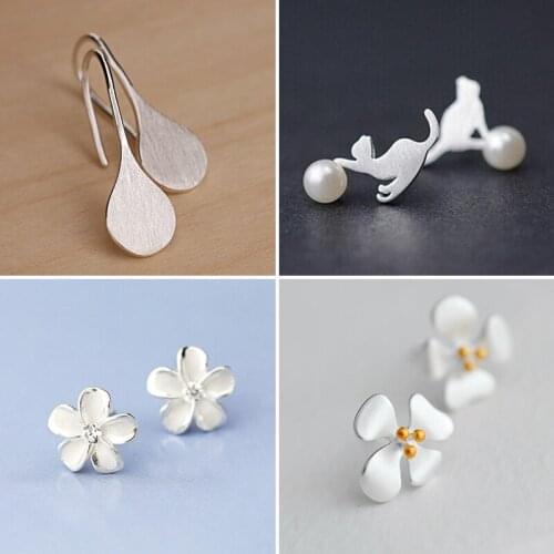 Korean Fashion Silver Color Earings Cute Pearl Cat Stud Earrings for Women Girls Boho Daisy Flower Ear Pierced Jewelry Oorbellen