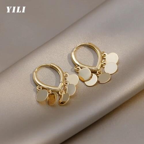 2021 New Fashion Love Metal Tassel Hoop Earrings Elegant Korean Gold Round Pieces Pendant Earring for Women Girls Jewelry Gifts