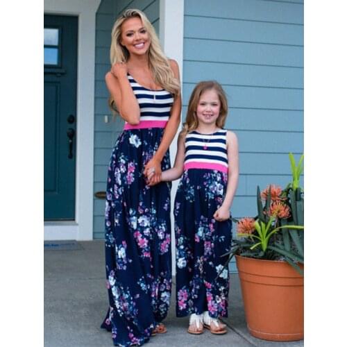 Mommy and Me Style Clothes Mother Daughter Dresses Fashion Family Matching Outfits Family Patchwork Printed Stripe Long Dress