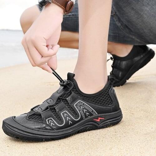 Summer Breathable Men Hiking Shoes Cowhide + Mesh Outdoor Men Sneakers Climbing Shoes Men Sport Shoes Quick-dry Water Shoes