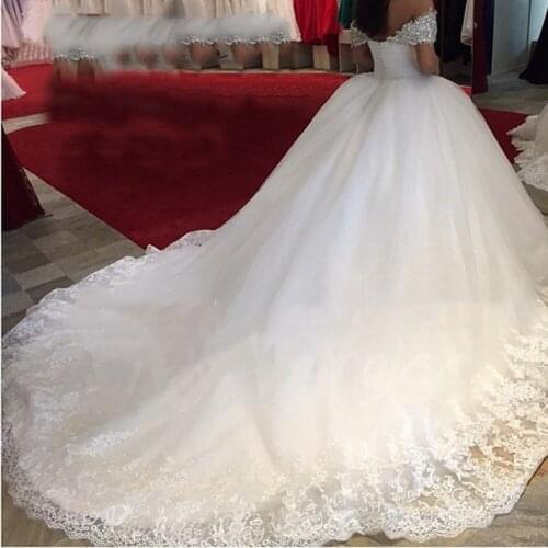 Luxury V Neck Boho Wedding Dresses 2020 Crystals Beading Off The Shoulder Bridal Dress Custom Made Appliques Lace Bride Dress